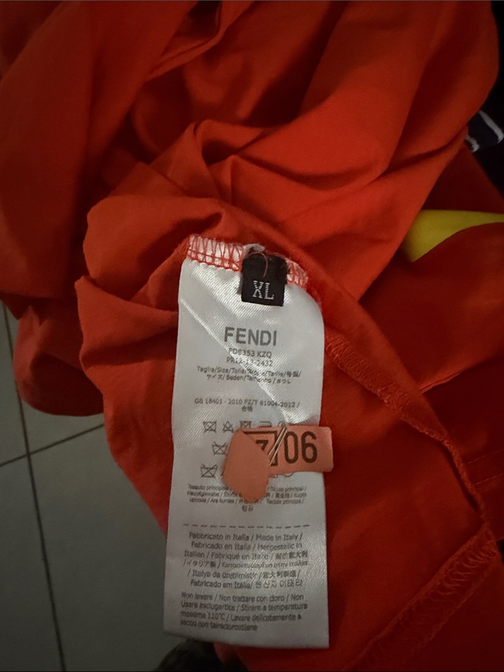 Fendi Orange Tee monster - Picture 7 of 7
